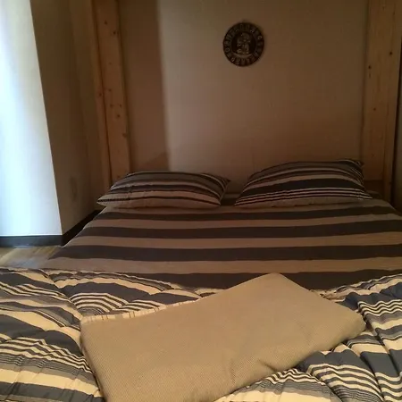 Central Osaka Bed And Breakfast Hostel